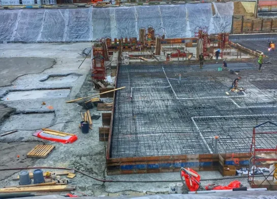 Ferraillage de dalle de fondation pour immeuble multifamilial - Excavation Rive-Nord