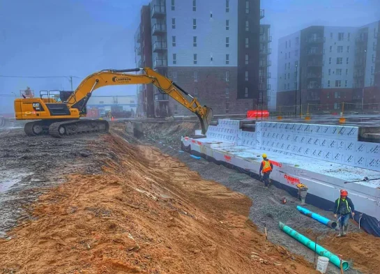 Préparation de fondation et drainage en milieu urbain dense - Excavation Rive-Nord