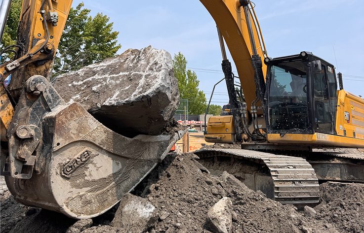 Excavation - déplacement de roches - Rive Nord